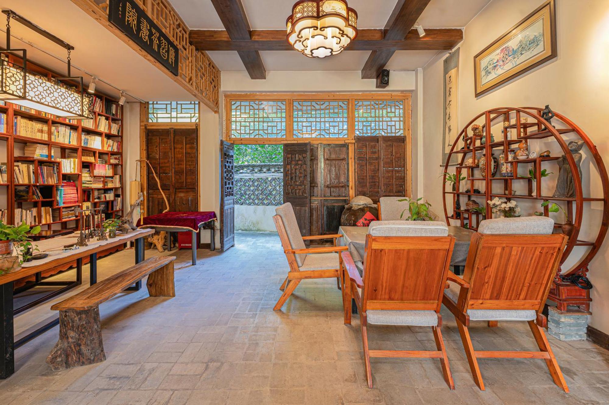 Leisure Courtyard Hotel Yangshuo-Free Shuttle Bus To Yangshuo Station Stay 2 Nights One Way Екстериор снимка