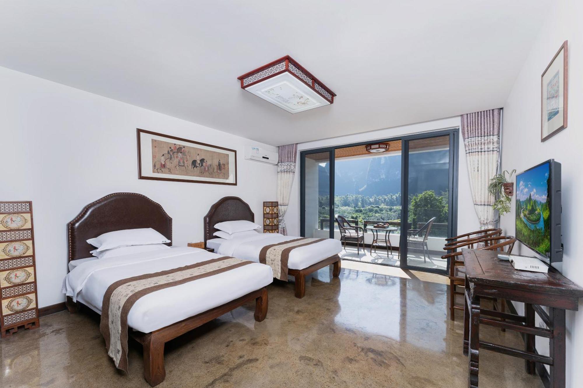 Leisure Courtyard Hotel Yangshuo-Free Shuttle Bus To Yangshuo Station Stay 2 Nights One Way Екстериор снимка