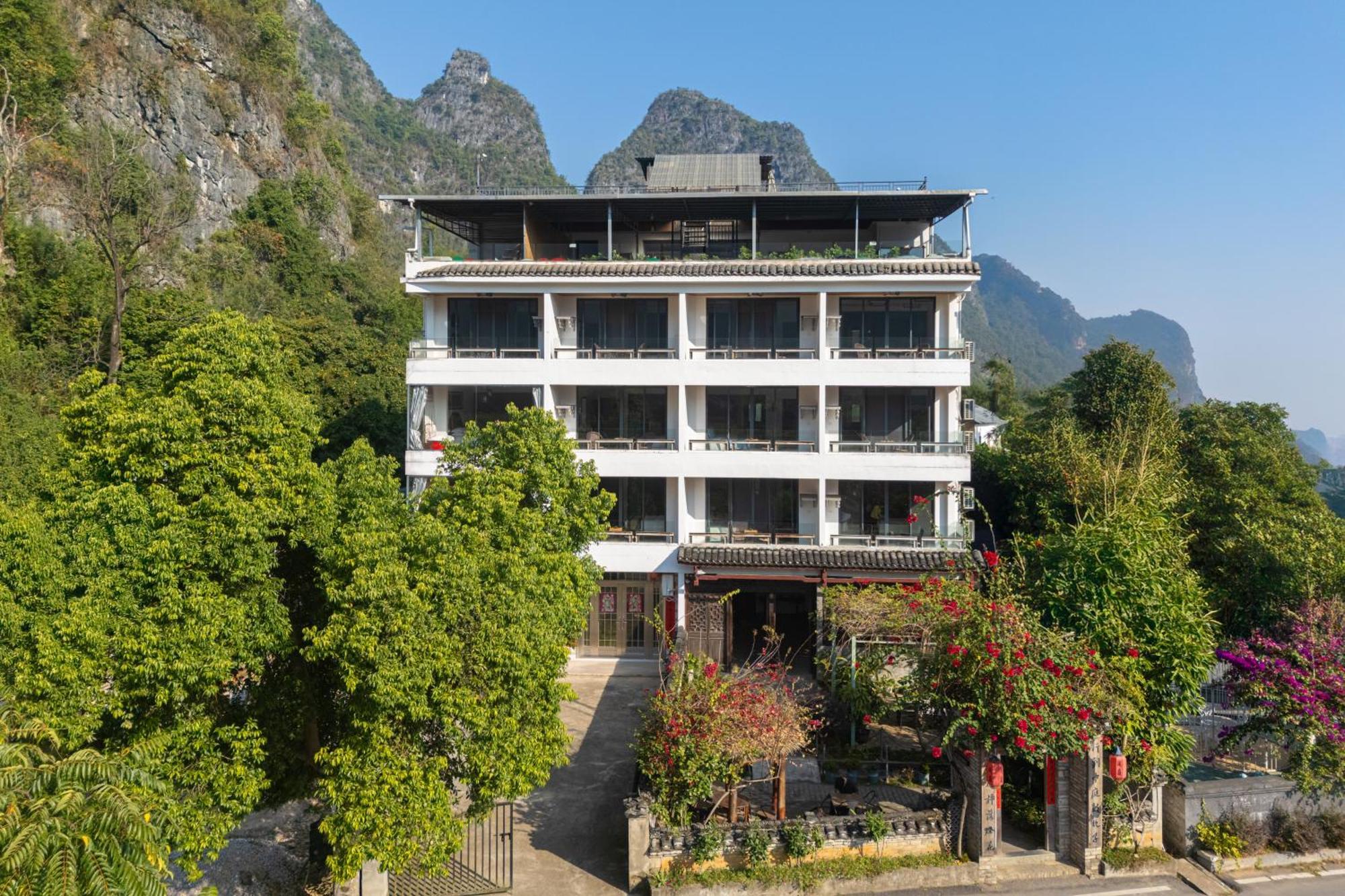 Leisure Courtyard Hotel Yangshuo-Free Shuttle Bus To Yangshuo Station Stay 2 Nights One Way Екстериор снимка